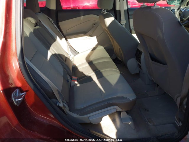 2014 Ford Escape Se მანქანა იყიდება აუქციონზე, vin: 1FMCU9GX4EUB87960, აუქციონის ნომერი: 12565524