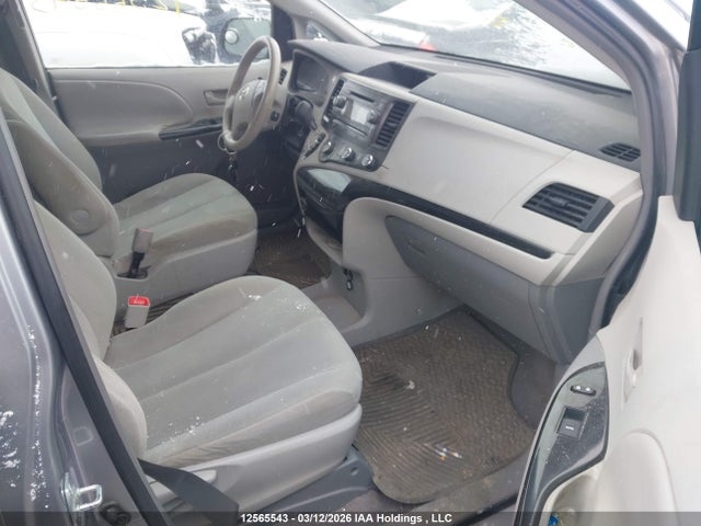 Aukcja sprzedaży 2011 Toyota Sienna, vin: 5TDZK3DC5BS041439, numer aukcji: 12565543