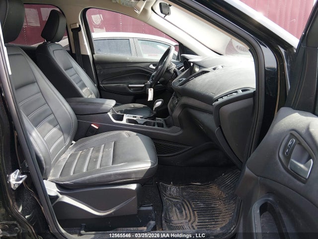 12565546 :رقم المزاد ، 1FMCU9HD2KUC58427 vin ، 2019 Ford Escape مزاد بيع