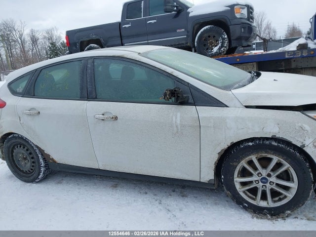 12554646 :رقم المزاد ، 1FADP3K28FL303232 vin ، 2015 Ford Focus Se مزاد بيع