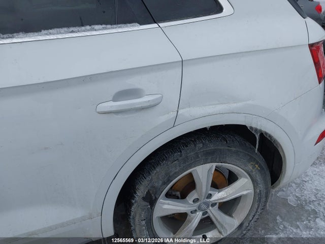 WA1BNAFY5J2130062 Audi Q5 Premium Plus