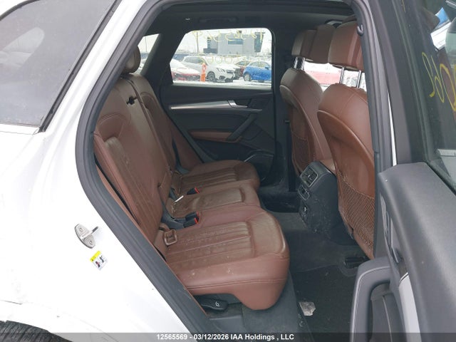 WA1BNAFY5J2130062 Audi Q5 Premium Plus