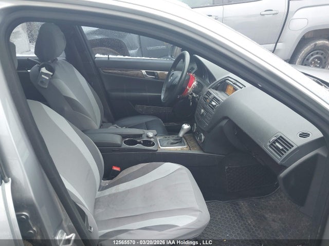 12565570 :رقم المزاد ، WDDGF8FB6BA511901 vin ، 2011 Mercedes-benz C 250 4matic مزاد بيع