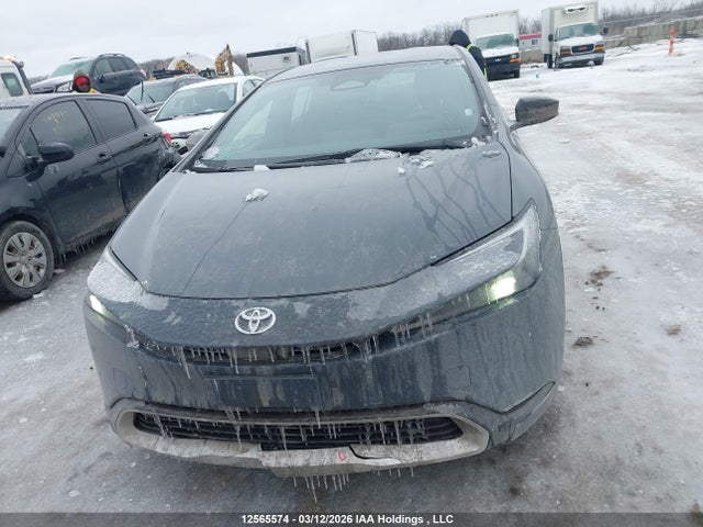 2026 Toyota Prius Se/xse/xse Premium/night Shade მანქანა იყიდება აუქციონზე, vin: JTDACACU7T3063177, აუქციონის ნომერი: 12565574