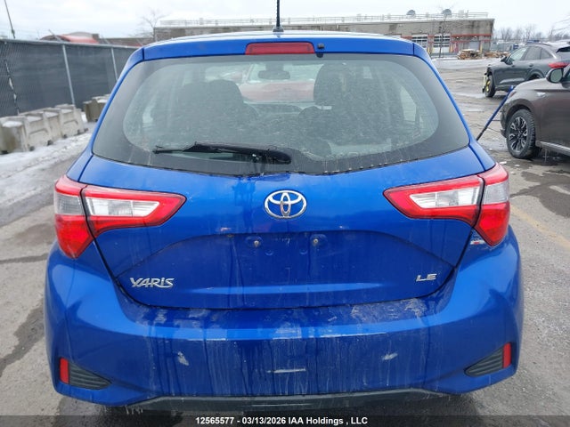 VNKKTUD35JA089238 Toyota YARIS LE