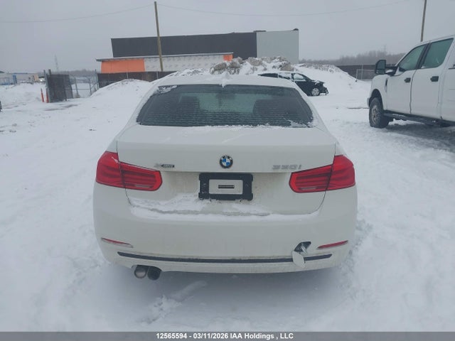 WBA8D9G58HNU60659 BMW 330i Xdrive