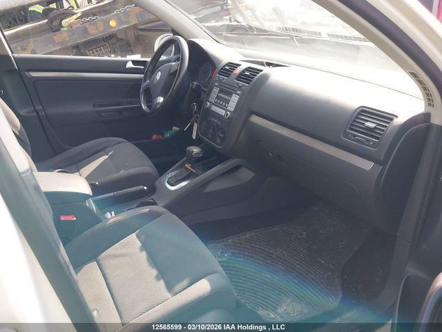 12565599 :رقم المزاد ، WVWDA71K59W142586 vin ، 2009 Volkswagen Rabbit 5-door Comfortline/5-door Trendline مزاد بيع