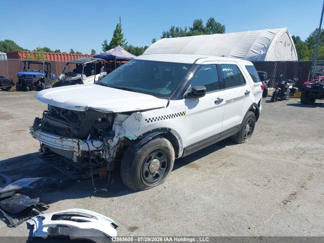 Ford Explorer Police Interceptor 2018 1FM5K8ARXJGB48592 Image 2