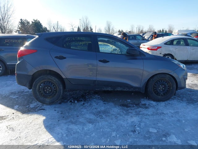 KM8JTCAF9FU052174 Hyundai Tucson Gl