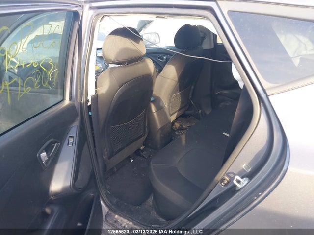 KM8JTCAF9FU052174 Hyundai Tucson Gl