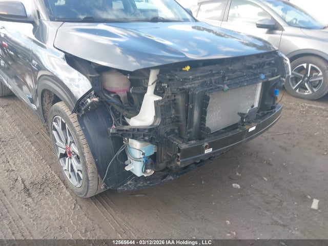 12565644 :رقم المزاد ، KNDETCA2XM7174623 vin ، 2021 Kia Seltos Sx مزاد بيع