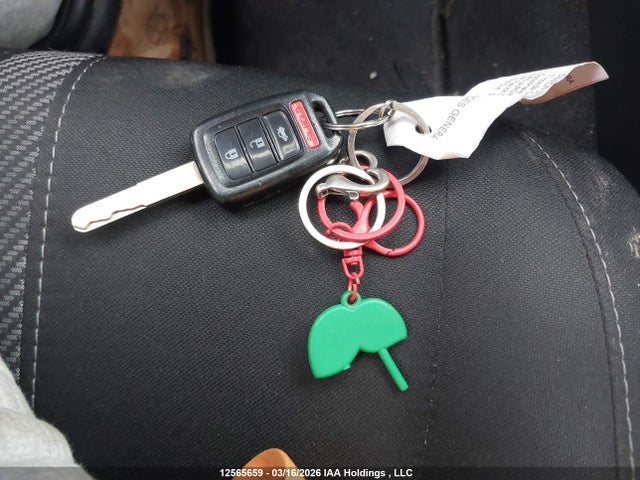 Продажа на аукционе авто 2017 Honda Civic Lx, vin: 2HGFC2F50HH037882, номер лота: 12565659