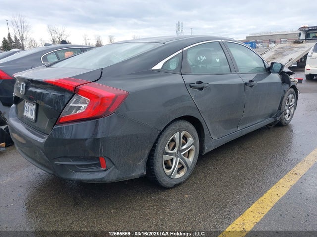 Продажа на аукционе авто 2017 Honda Civic Lx, vin: 2HGFC2F50HH037882, номер лота: 12565659