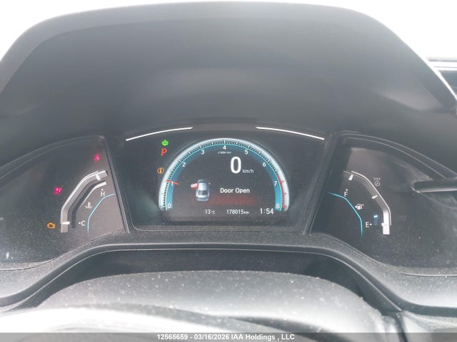 Продажа на аукционе авто 2017 Honda Civic Lx, vin: 2HGFC2F50HH037882, номер лота: 12565659