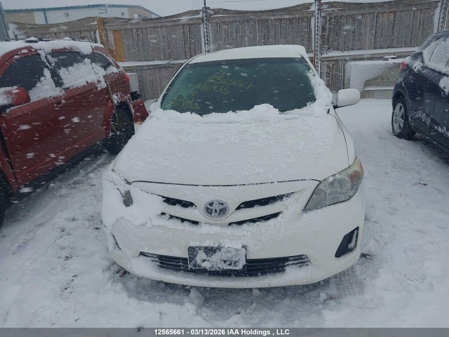 2013 Toyota Corolla Ce მანქანა იყიდება აუქციონზე, vin: 2T1BU4EE4DC936935, აუქციონის ნომერი: 12565661
