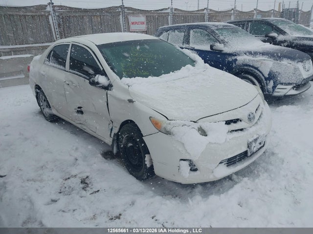 2013 Toyota Corolla Ce მანქანა იყიდება აუქციონზე, vin: 2T1BU4EE4DC936935, აუქციონის ნომერი: 12565661