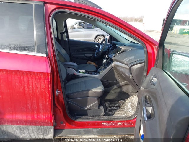 2016 Ford Escape Se მანქანა იყიდება აუქციონზე, vin: 1FMCU0GX3GUB17834, აუქციონის ნომერი: 12565705