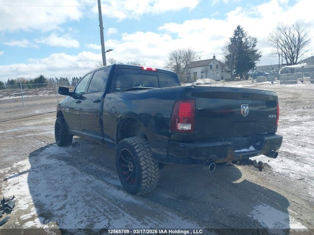 1C6RR7UT2ES125157 RAM 1500 Sport
