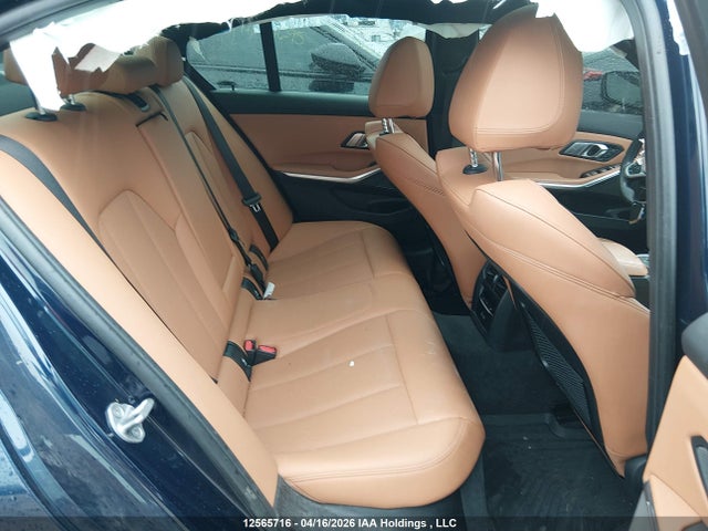 12565716 :رقم المزاد ، WBA83FF02PFP25706 vin ، 2023 Bmw 330i Xdrive مزاد بيع