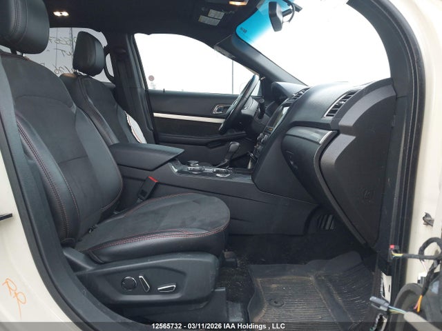 1FM5K8D80JGB81801 Ford EXPLORER XLT