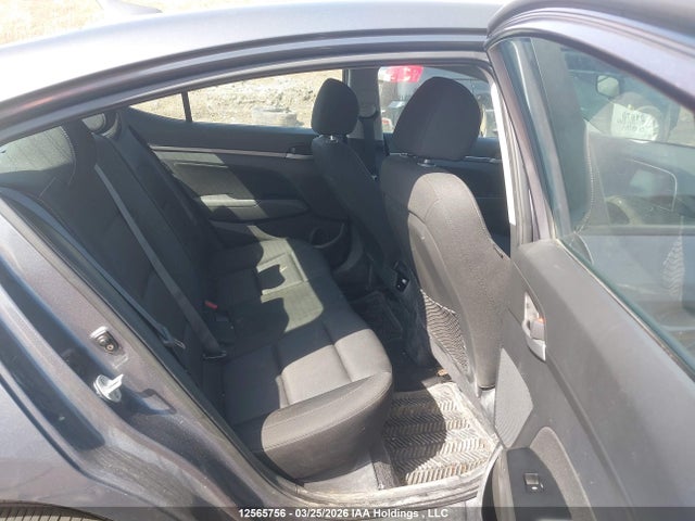 KMHD84LF2HU186481 Hyundai ELANTRA GL
