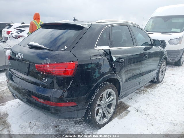 WA1JCCFS9JR012158 Audi Q3 Premium Plus