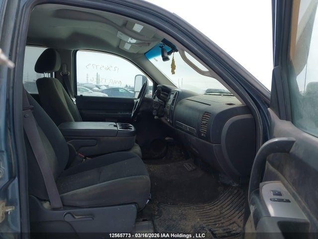 Продаж на аукціоні авто 2008 Chevrolet Silverado 2500hd Lt/ltz/wt, vin: 1GCHK23KX8F217098, номер лоту: 12565773