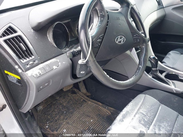 12565783 :رقم المزاد ، KMHEC4A41FA137520 vin ، 2015 Hyundai Sonata Hybrid/limited مزاد بيع
