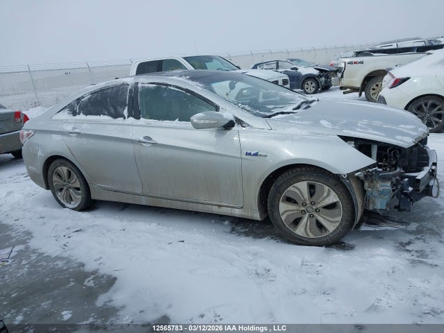 12565783 :رقم المزاد ، KMHEC4A41FA137520 vin ، 2015 Hyundai Sonata Hybrid/limited مزاد بيع