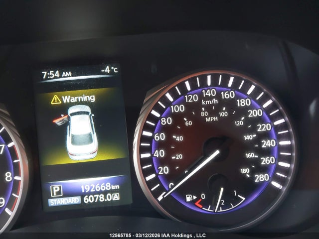 JN1EV7AR6HM831944 Infiniti Q50 Premium/sport/se