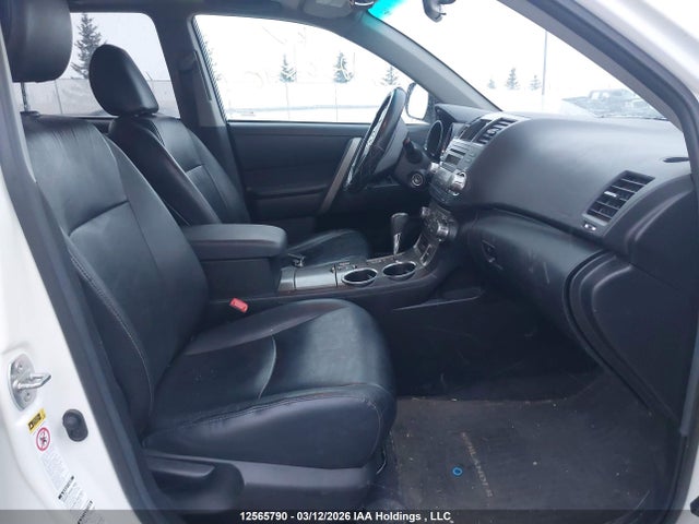 12565790 :رقم المزاد ، 5TDEK3EH2AS008762 vin ، 2010 Toyota Highlander V6 Sport مزاد بيع
