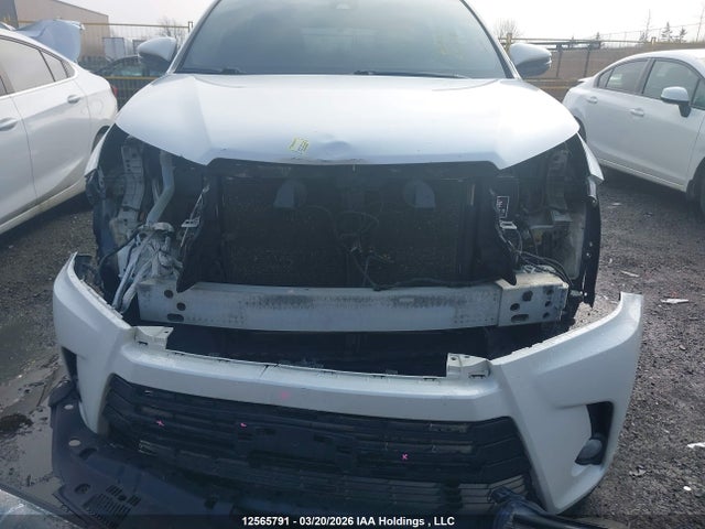 5TDJZRFH7HS428930 Toyota Highlander Xle