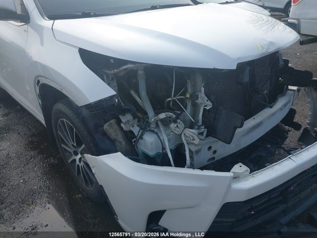 5TDJZRFH7HS428930 Toyota Highlander Xle