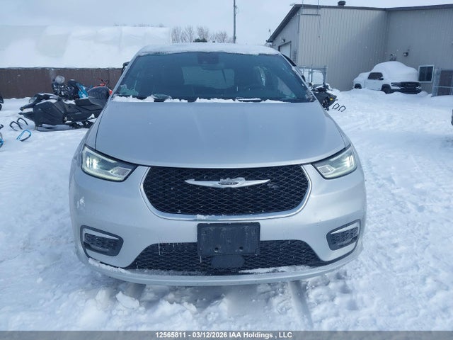 2C4RC1GG3TR206303 Chrysler Pacifica Limited