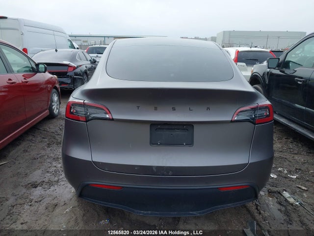 7SAYGDEEXNF431094 Tesla Model Y Long Range