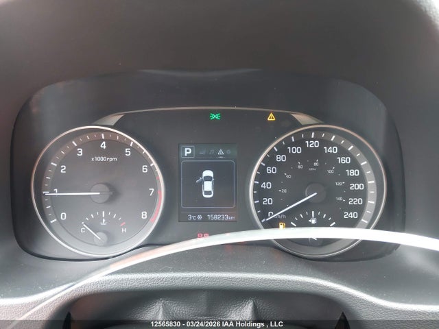 KMHD84LFXHU114363 Hyundai ELANTRA GL