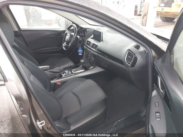 3MZBM1V73FM231163 Mazda 3 TOURING