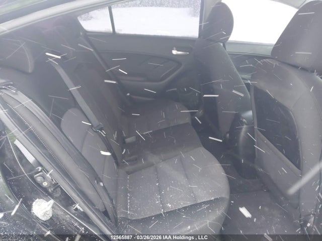 12565887 :رقم المزاد ، 3KPFL4A71JE243166 vin ، 2018 Kia Forte Lx/lx+ مزاد بيع