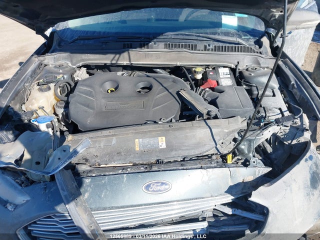 3FA6P0T94FR209806 Ford FUSION SE
