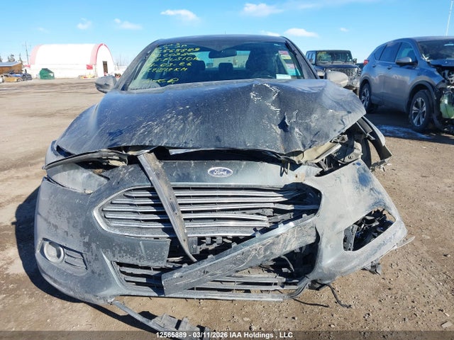 3FA6P0T94FR209806 Ford FUSION SE