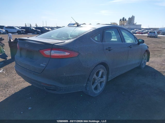 3FA6P0T94FR209806 Ford FUSION SE