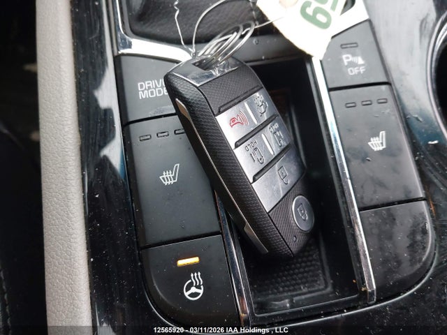 2019 Kia Sedona Sx მანქანა იყიდება აუქციონზე, vin: KNDMC5C13K6542963, აუქციონის ნომერი: 12565920