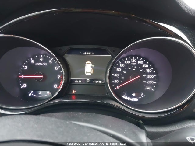2019 Kia Sedona Sx მანქანა იყიდება აუქციონზე, vin: KNDMC5C13K6542963, აუქციონის ნომერი: 12565920