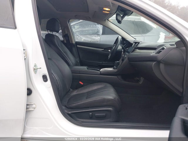 2HGFC1F92GH111590 Honda Civic Touring