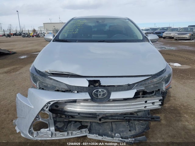 12565929 :رقم المزاد ، 5YFBPRBEXLP018081 vin ، 2020 Toyota Corolla Le مزاد بيع