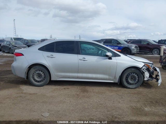 12565929 :رقم المزاد ، 5YFBPRBEXLP018081 vin ، 2020 Toyota Corolla Le مزاد بيع