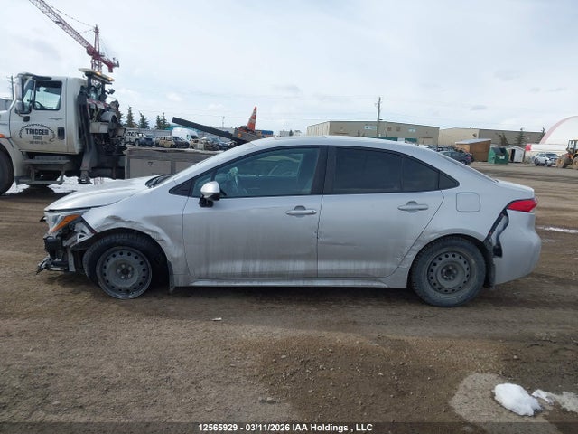 12565929 :رقم المزاد ، 5YFBPRBEXLP018081 vin ، 2020 Toyota Corolla Le مزاد بيع