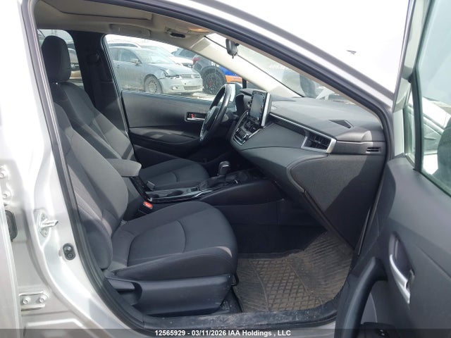 12565929 :رقم المزاد ، 5YFBPRBEXLP018081 vin ، 2020 Toyota Corolla Le مزاد بيع