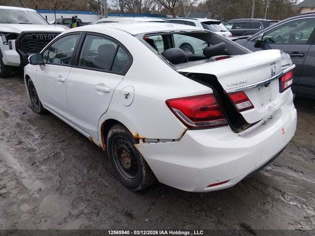 2015 Honda Civic Touring მანქანა იყიდება აუქციონზე, vin: 2HGFB2F73FH012816, აუქციონის ნომერი: 12565940