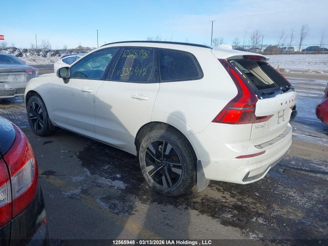 Volvo XC60 PLUS 2026 YV4H60RC5T1337497 Image 3